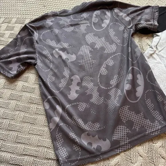 Batman Tee Bundle ~ 6/7 Small - Picture 9 of 10